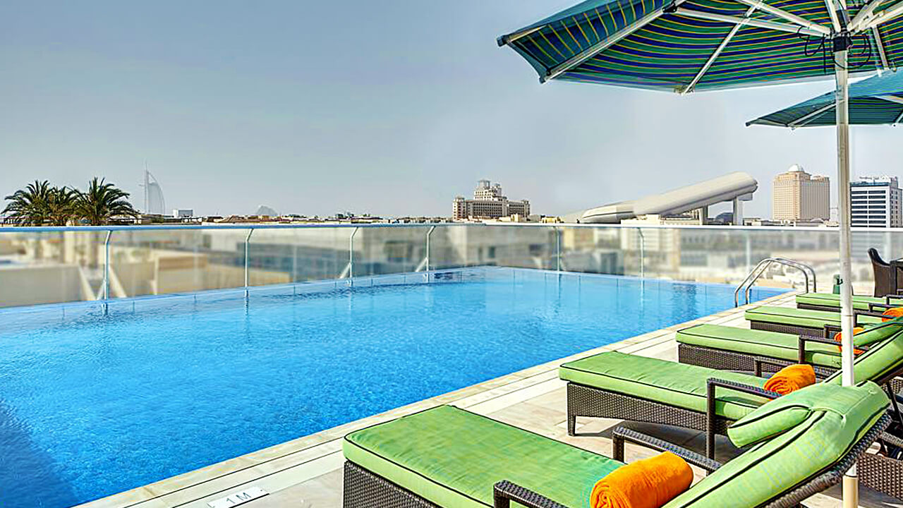 Al Khoory Atrium Hotel Al Barsha Infinity pool