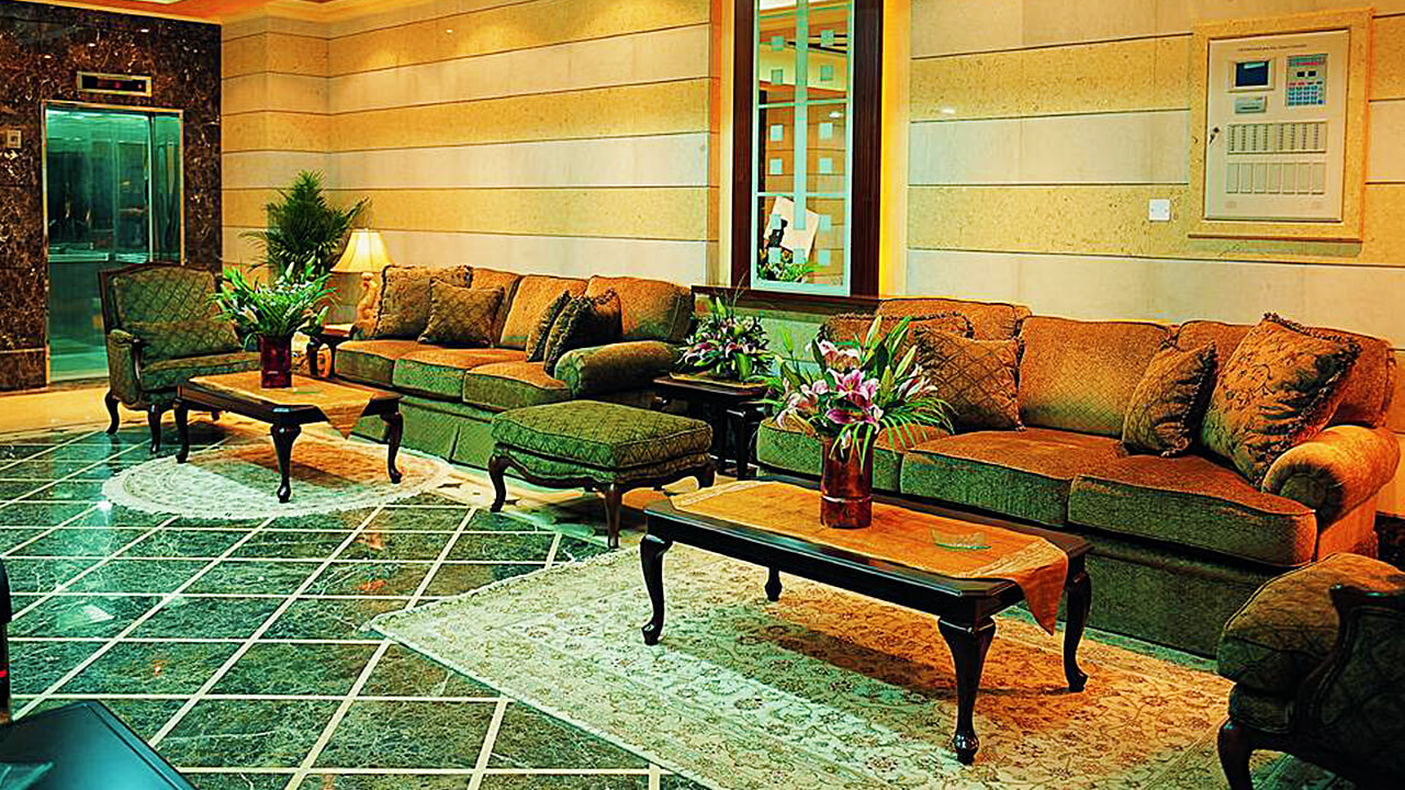 Al Raya Hotel Apartments Lobby Area