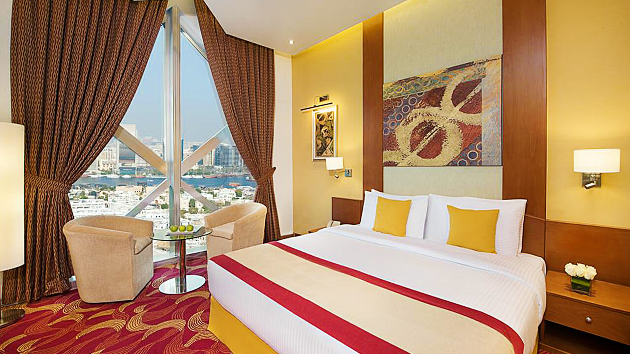 Seasons Suite with City View in City Seasons Towers Hotel Bur Dubai