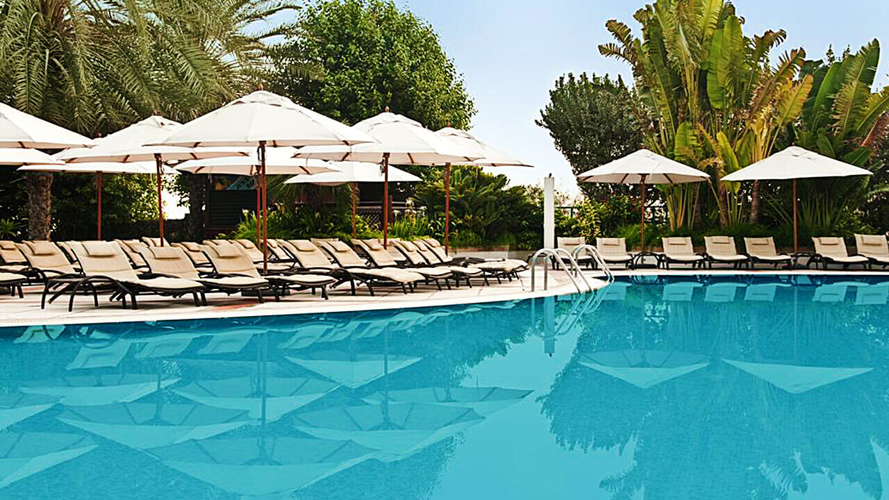 Hilton Dubai Jumeirah Beach Outdoor Swimming Pool