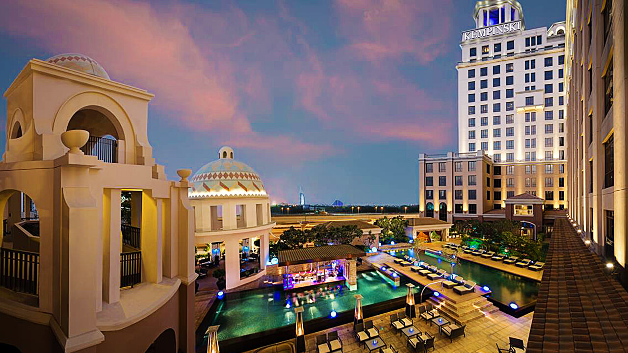 Beautiful view of Hotel Outdoor Swimming Pool