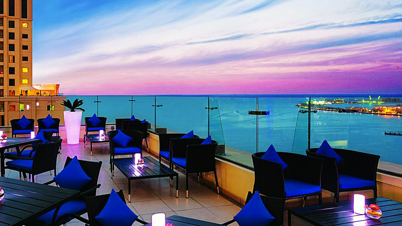 Sama Lounge with stunning view of Jumeirah beach